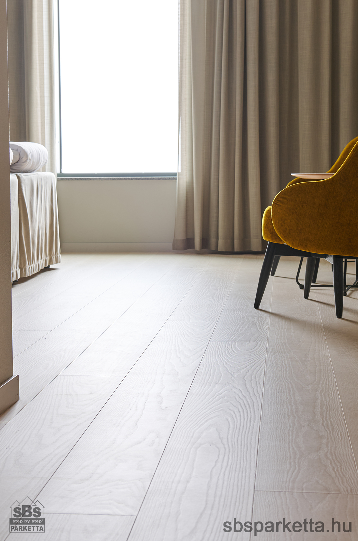 019990-WOODURA 5G DRY - SELECT - Lakkozott Furnérparketta - KŐRIS - GULLARP 3.0 XXL - POWDER WHITE - 347112 - Image 2