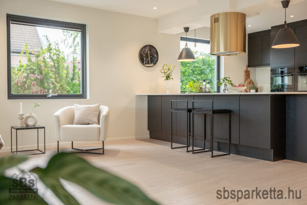 019990-WOODURA 5G DRY - SELECT - Kefélt - Lakkozott Furnérparketta - TÖLGY  - LARVIK 3.0 XXL - POWDER WHITE - 346010 - Image 4